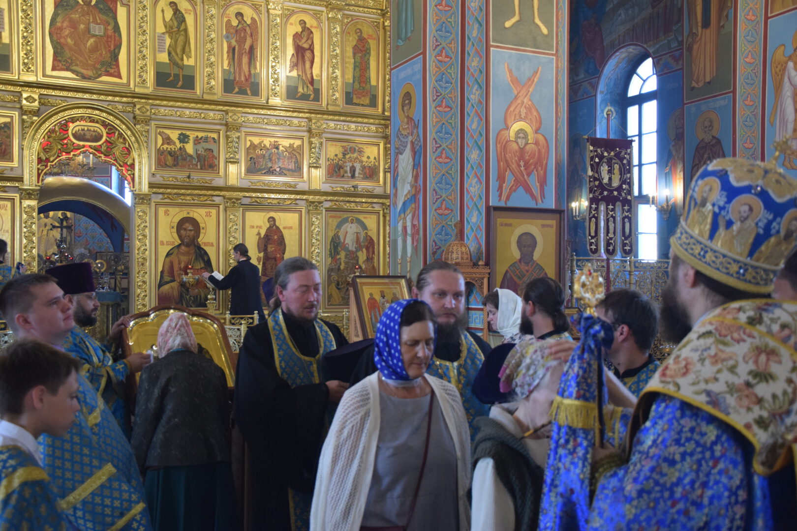 Всенощное бдение накануне праздника иконы Божией Матери «Троеручица» и  преподобных Сергия и Германа Валаамских | 12.07.2022 | Абакан - БезФормата