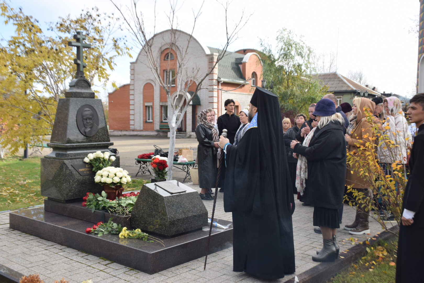 В годовщину гибели Н. Г. Булакина на месте его погребения совершена молитва  | 15.10.2023 | Абакан - БезФормата