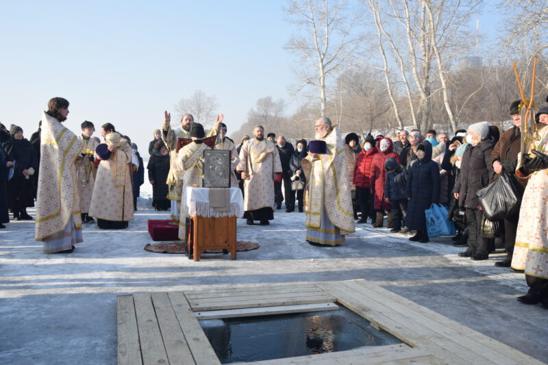 Собор Богоявления с воды